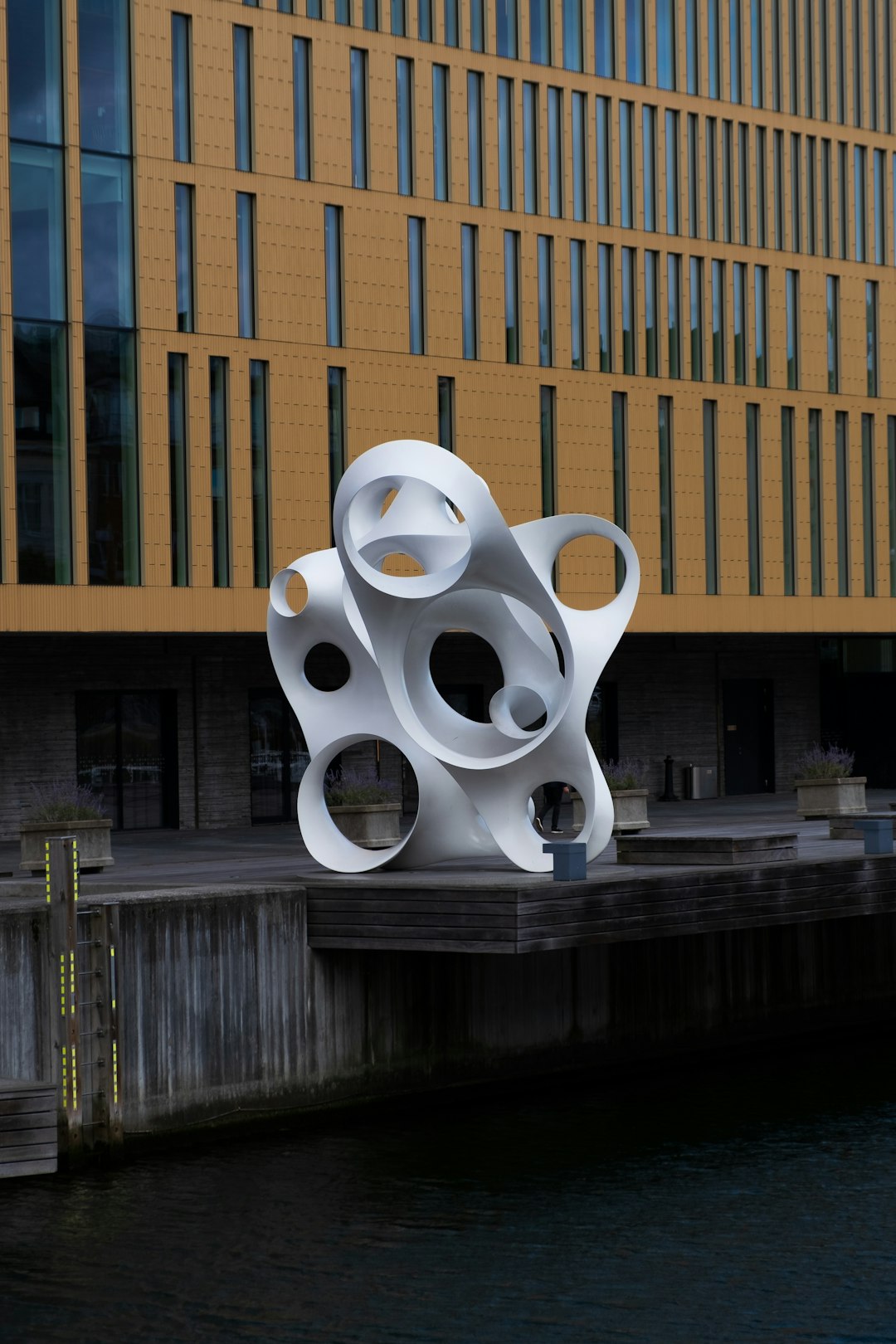 Void Pavilion